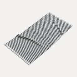 Bliss Duschtuch 67X140 cm (silver/black)