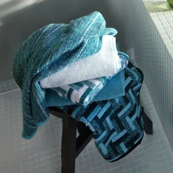Tide Duschtuch 67X140 cm (lagoon/aqua)