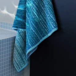 Tide Duschtuch 67X140 cm (lagoon/aqua)